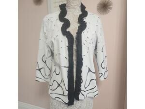 Patchington artisy fun white black zips jacket XL stretch flawless